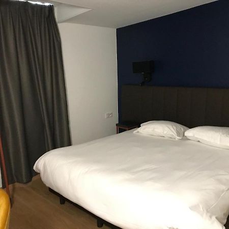 Hotel Amaya Ambares-et-Lagrave Kültér fotó