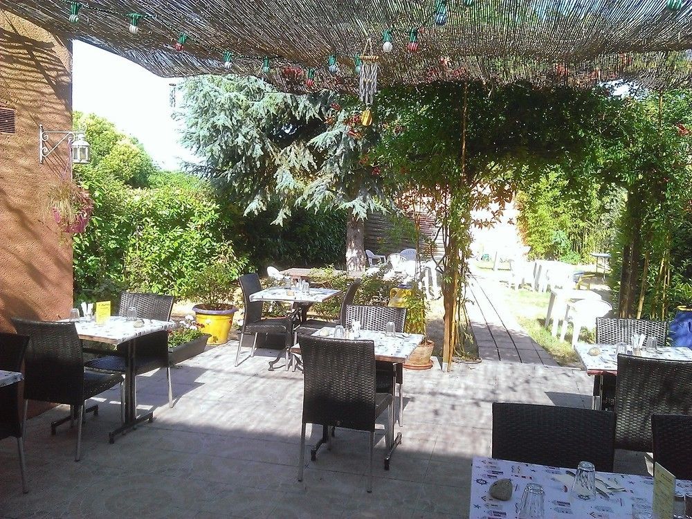 Hotel Amaya Ambares-et-Lagrave Kültér fotó